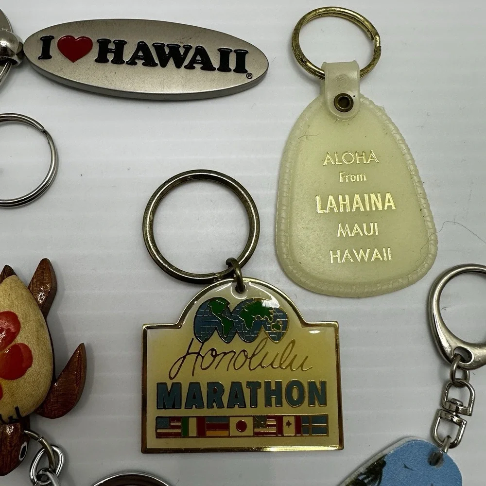 Hawaiian Islands lot 9 Keychain Purse Charm Surfboard Turtle Aloha Maui Marathon